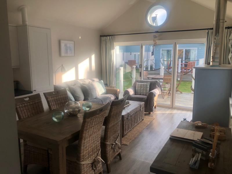 Beach House photo 3